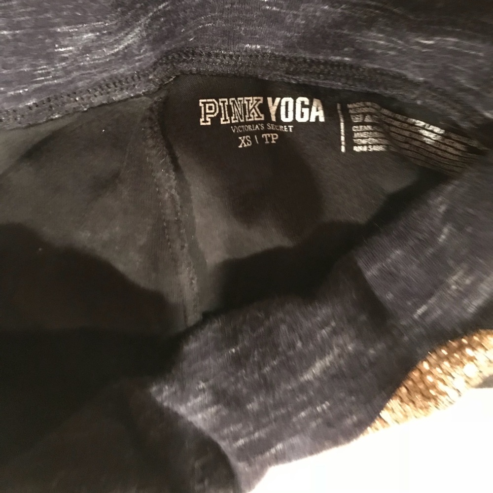 Victoria’s Secret PINK leggings